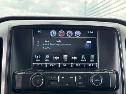 Used 2018 Chevrolet Silverado 1500 LT w/ Trailering Package AWD/4WD image 27