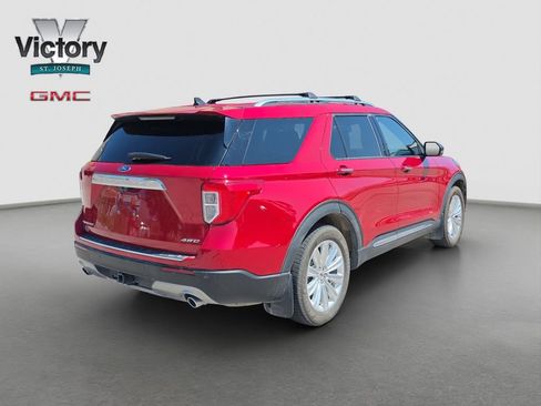 Used 2021 Ford Explorer Limited w/ Equipment Group 301A AWD/4WD image 17