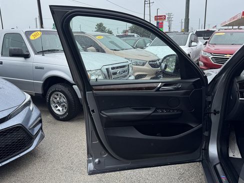 Used 2017 BMW X3 xDrive28i AWD/4WD image 14