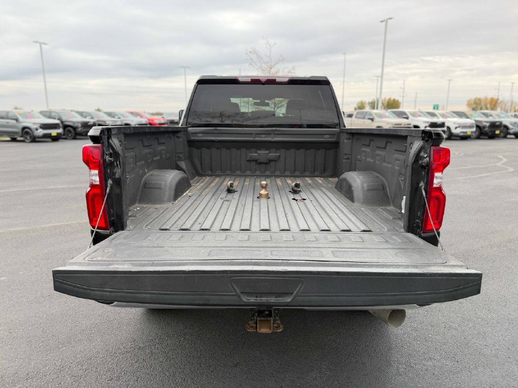Used 2022 Chevrolet Silverado 3500 LTZ w/ Gooseneck/5TH Wheel Package AWD/4WD image 15