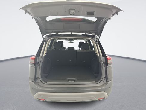Used 2023 Nissan Rogue SV AWD/4WD image 21