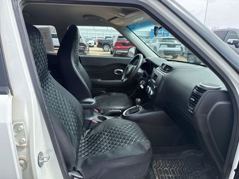 Used 2016 Kia Soul image 24