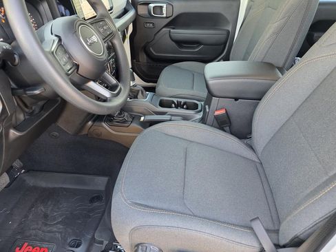 New 2026 Jeep Gladiator Sport image 7