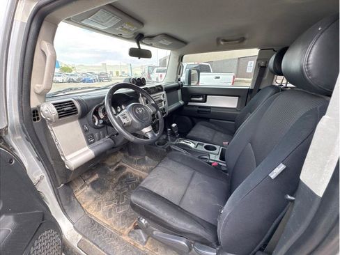 Used 2007 Toyota FJ Cruiser 4WD image 5