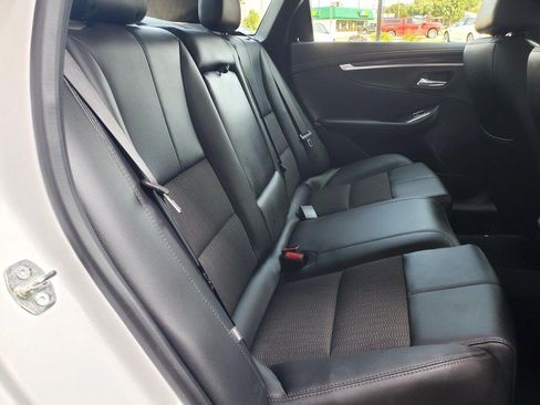 Used 2020 Chevrolet Impala LT w/ LT Convenience Package FWD image 14