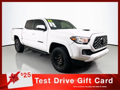 Used 2023 Toyota Tacoma TRD Sport image 1