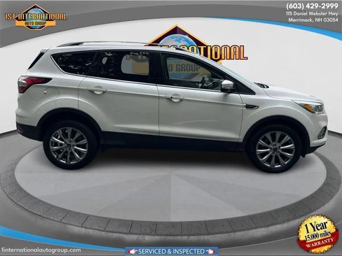 Used 2018 Ford Escape Titanium AWD/4WD image 10