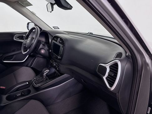 Used 2024 Kia Soul LX w/ Option Group 015 image 26