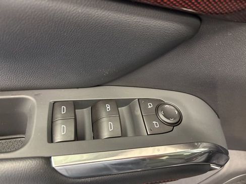 New 2026 Chevrolet Traverse Z71 w/ Driver Confidence Package image 36