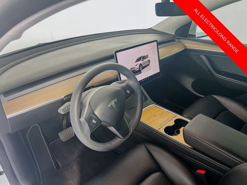 Used 2023 Tesla Model Y Long Range AWD/4WD image 9