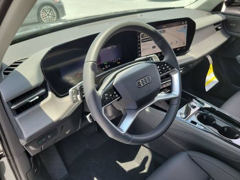 New 2026 Audi Q3 quattro 2.0T AWD/4WD image 7