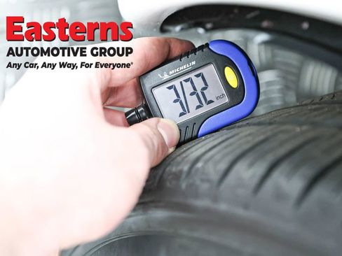 Used 2023 Tesla Model 3 Standard Range image 27