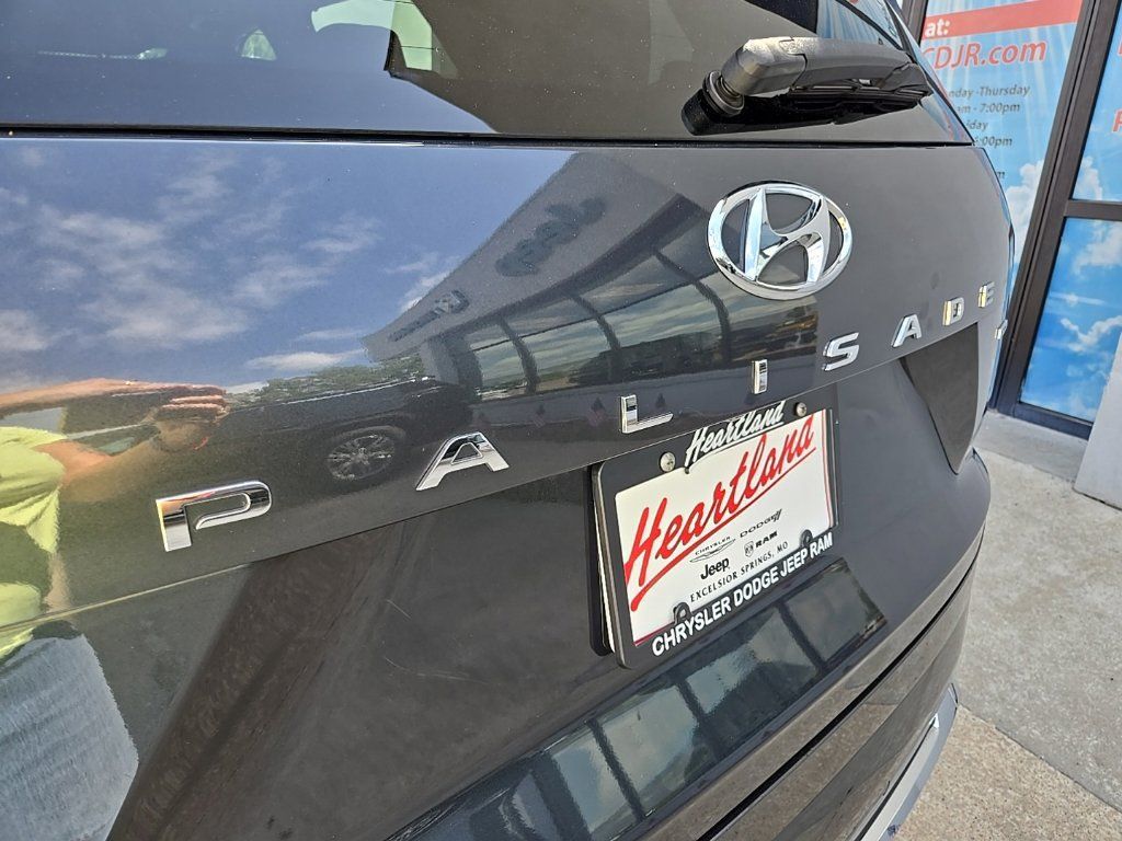 Used 2020 Hyundai Palisade Limited AWD/4WD image 18
