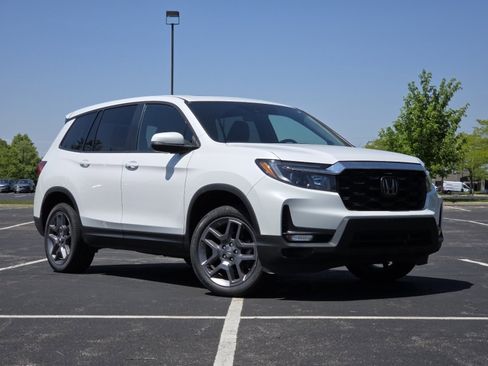 Certified 2023 Honda Passport EX-L image 2
