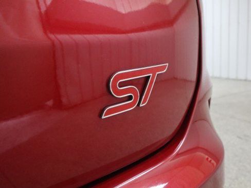 Used 2020 Ford Edge ST w/ Equipment Group 401A AWD/4WD image 27