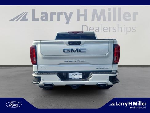 Used 2024 GMC Sierra 1500 Denali w/ Technology Package image 4