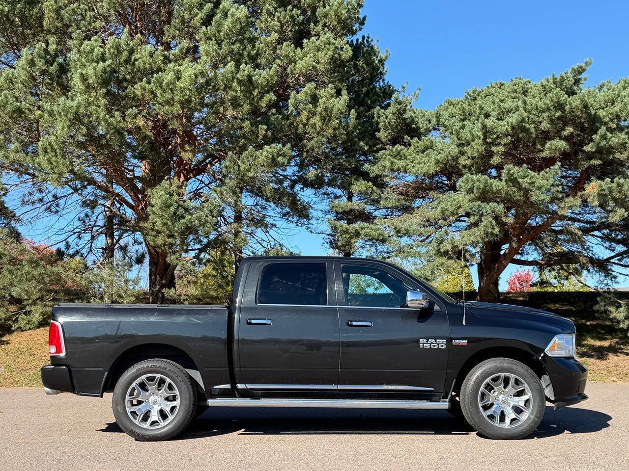 Used 2017 RAM 1500 Limited AWD/4WD image 7