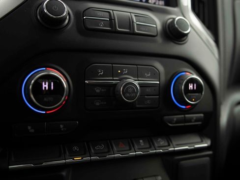 Used 2022 Chevrolet Silverado 1500 RST w/ Z71 Off-Road Package image 9