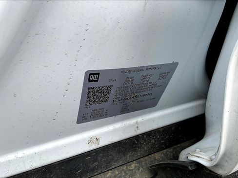 Used 2024 GMC Acadia Elevation FWD image 17