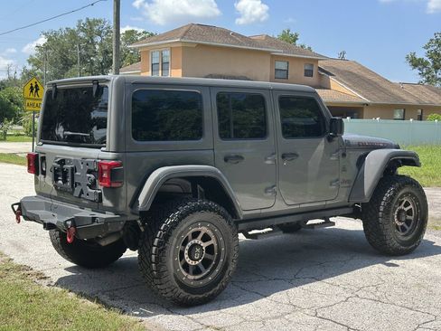 Used 2018 Jeep Wrangler Unlimited Rubicon AWD/4WD image 17