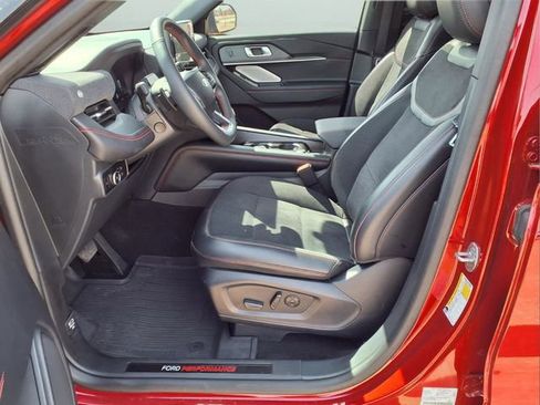 Used 2025 Ford Explorer ST AWD/4WD image 27