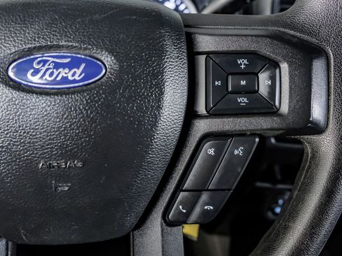 Used 2022 Ford F350 XLT w/ XLT Premium Package image 17