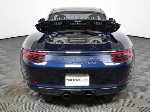 Certified 2018 Porsche 911 Carrera GTS RWD image 28