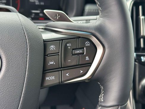 New 2026 Lexus LX 600 4WD w/ Luxury Package image 20