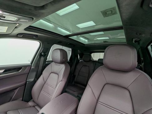 New 2026 Porsche Cayenne GTS image 23