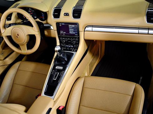 Used 2014 Porsche Boxster image 38
