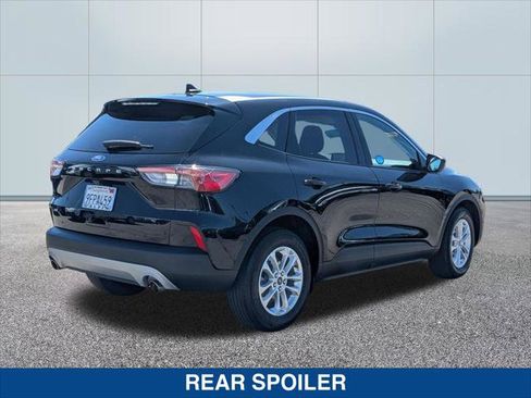 Certified 2022 Ford Escape SE image 5