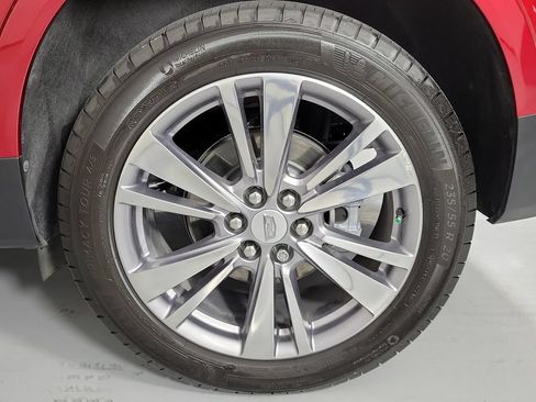 Certified 2024 Cadillac XT5 Premium Luxury w/ Technology Package FWD image 10