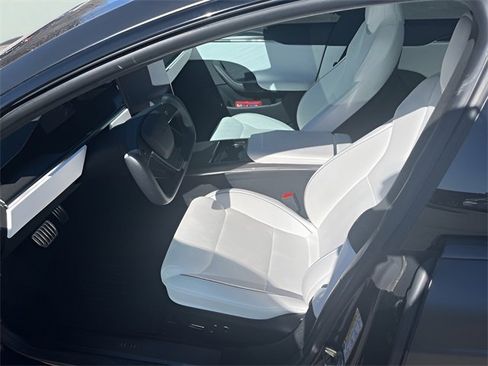 Used 2023 Tesla Model S Plaid image 8