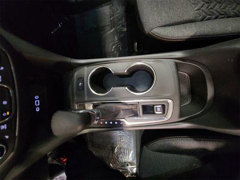 Certified 2024 Chevrolet Equinox LT w/ LPO, Floor Liner Package image 21