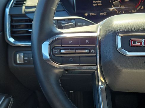 Used 2024 GMC Acadia Elevation image 21