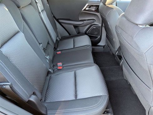 New 2025 Mitsubishi Outlander ES image 31