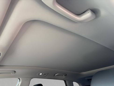 Used 2021 Hyundai Tucson Ultimate w/ Cargo Package image 10