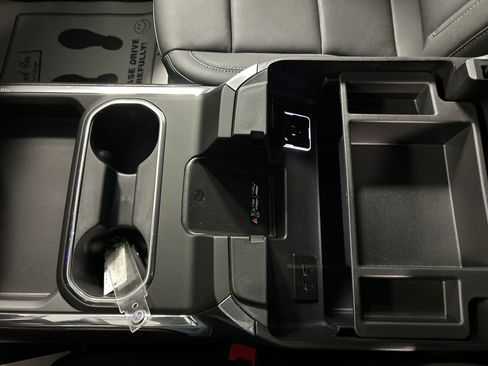 New 2026 GMC Sierra 2500 SLT w/ SLT Premium Package image 19