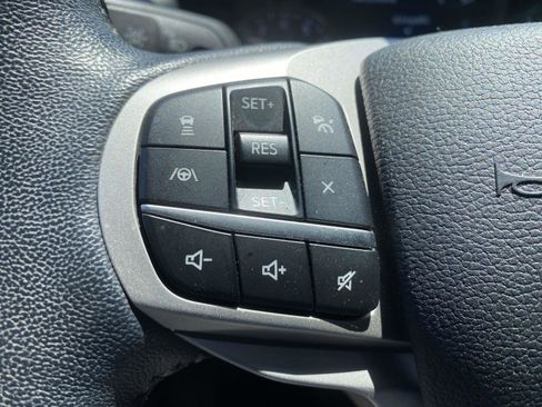 Certified 2021 Ford Explorer XLT w/ Equipment Group 202A RWD image 20