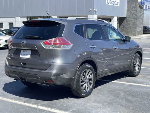 Used 2015 Nissan Rogue SL w/ SL Premium Package image 4