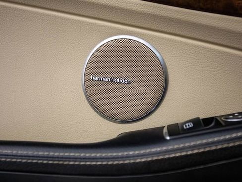 Used 2014 Mercedes-Benz SLK 250 2dr Roadster SLK 250 w/ Premium Package image 46