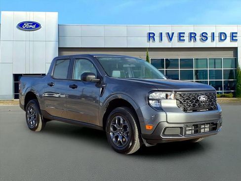 New 2026 Ford Maverick XLT image 1