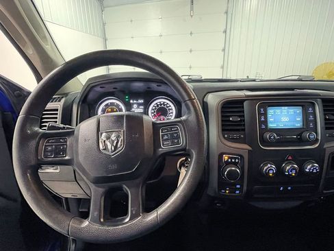 Used 2018 RAM 1500 Express w/ Express Value Package AWD/4WD image 38
