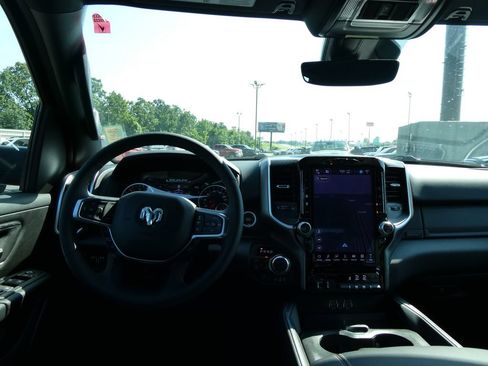 New 2026 RAM 1500 Big Horn AWD/4WD image 15