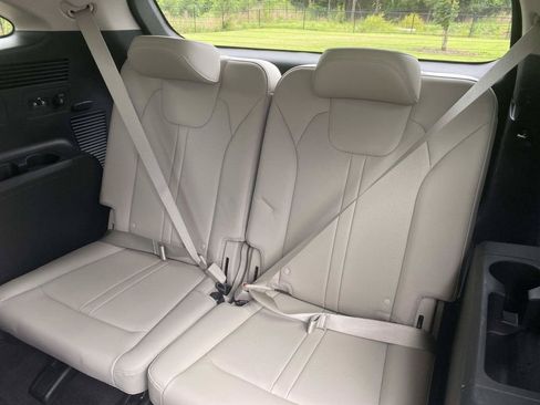 Used 2023 Kia Sorento EX FWD image 15