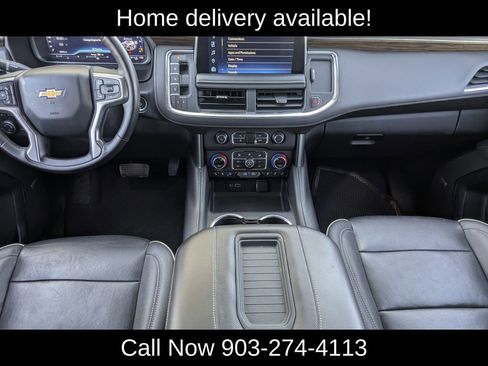 Used 2023 Chevrolet Suburban Premier image 10