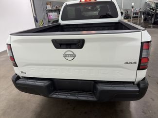 Used 2024 Nissan Frontier S w/ S Utility Package AWD/4WD video 4