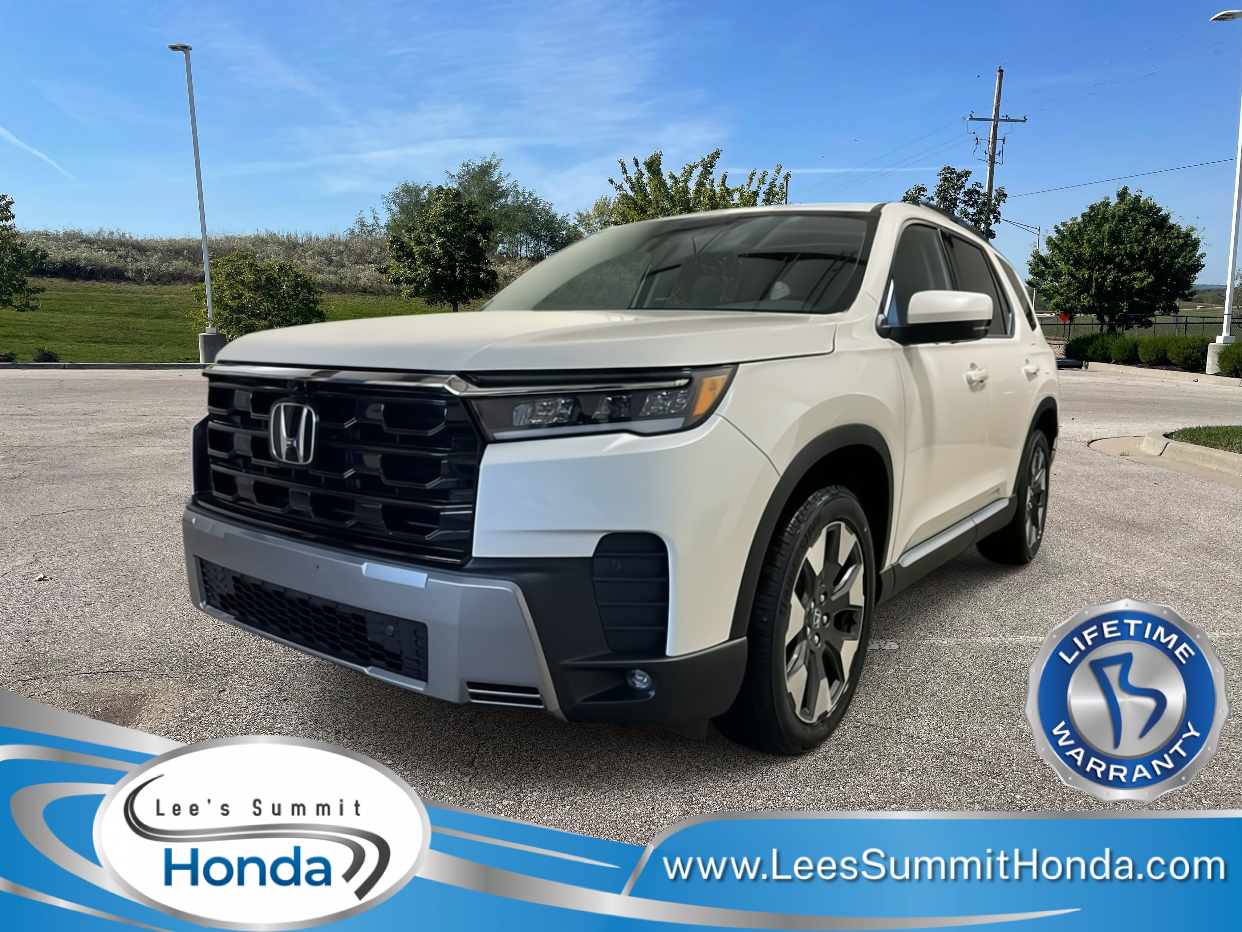 New 2026 Honda Pilot Touring image 1