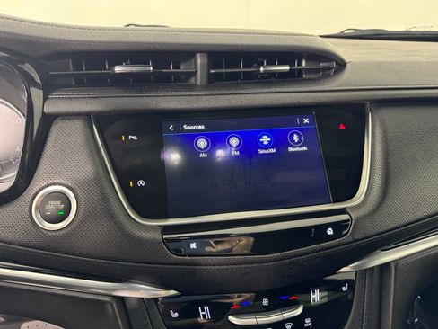 Used 2025 Cadillac XT5 Premium Luxury image 17