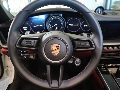 Used 2020 Porsche 911 Carrera S image 27